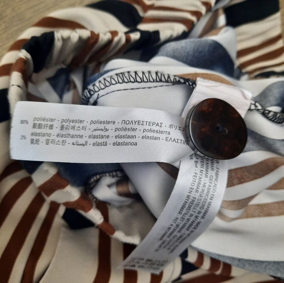 Zara wide leg culottes striped pants - Picture 9 of 9